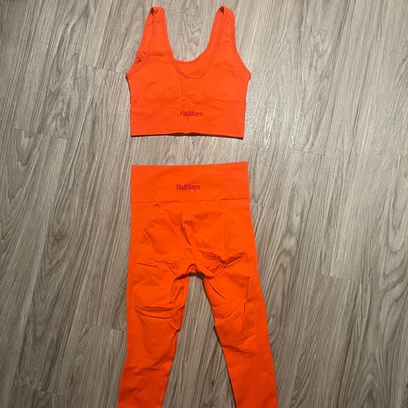 Half Days Tank and Base Layer Leggings - Picture 1 of 3